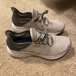 New Balance Roav